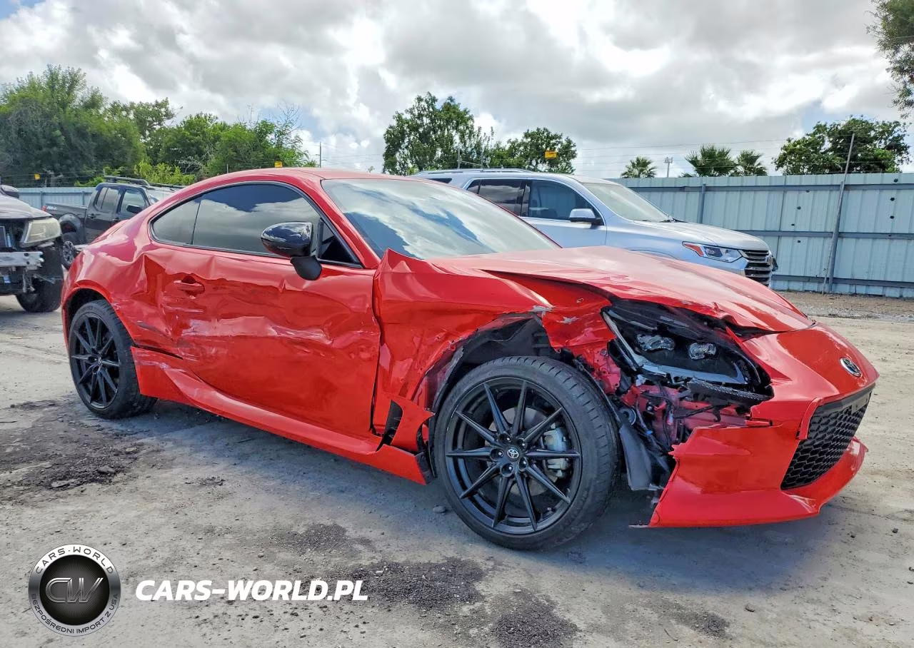 2024 Toyota Gr 86 Premium VIN:JF1ZNBE13R8756173 - 4
