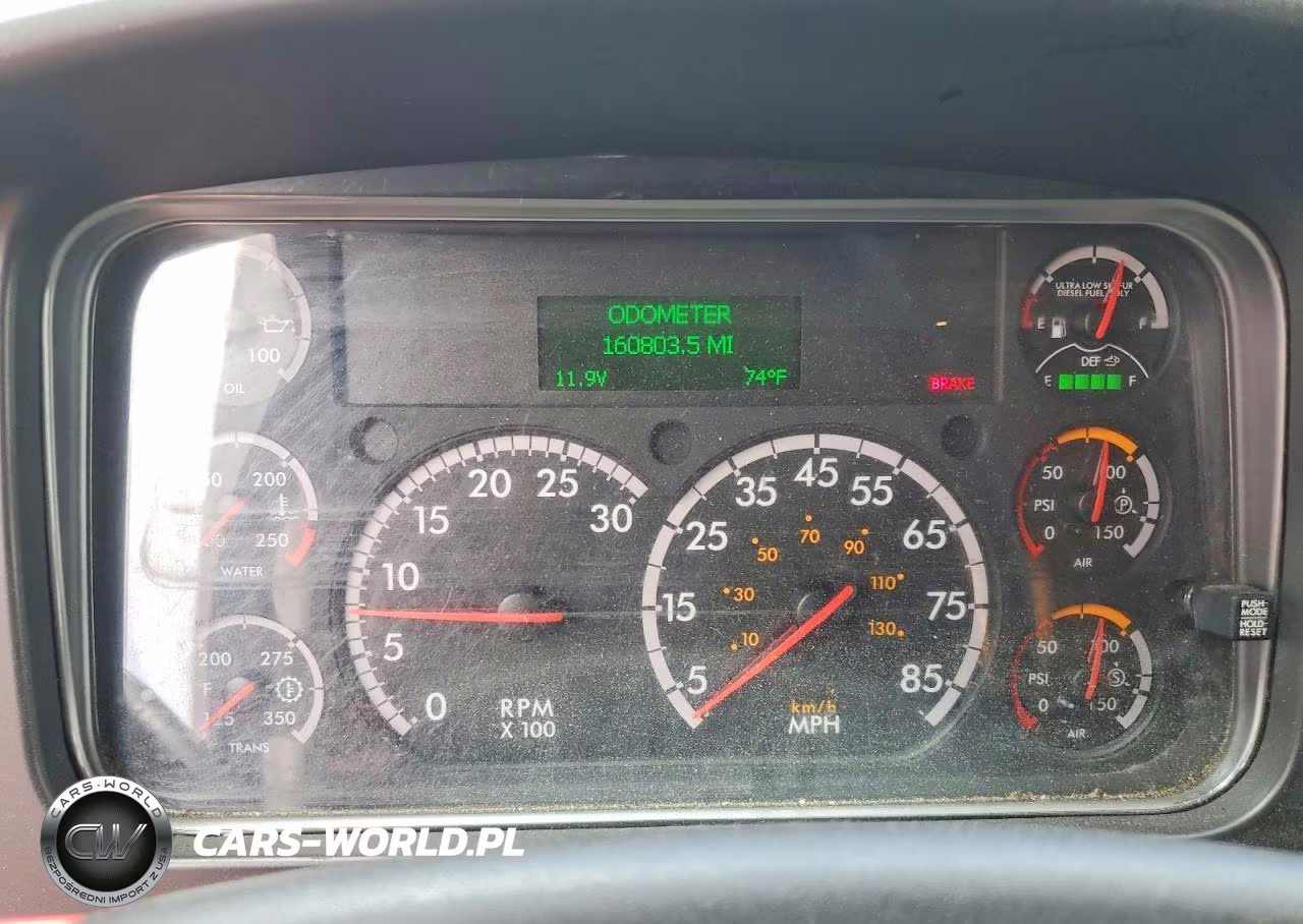 2018 Freightliner Business Class M2 Box Truck VIN:1FVACWFB5JHJH7802 - 9