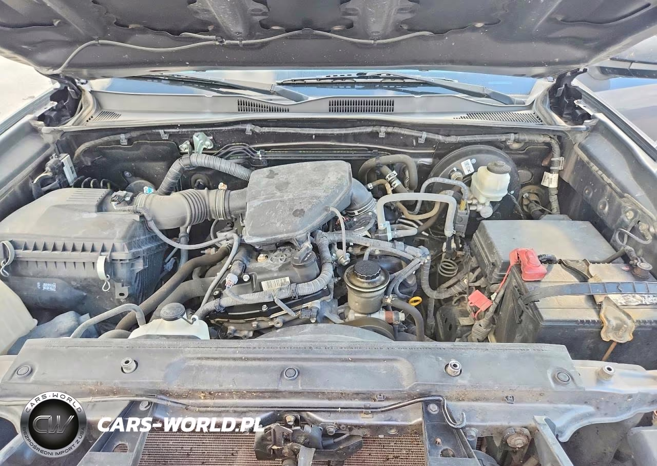 2019 Toyota Tacoma Sr VIN:5TFAX5GN2KX157845 - 11