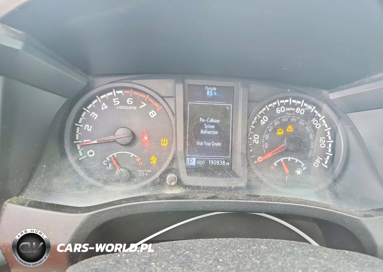 2019 Toyota Tacoma Sr VIN:5TFAX5GN2KX157845 - 9