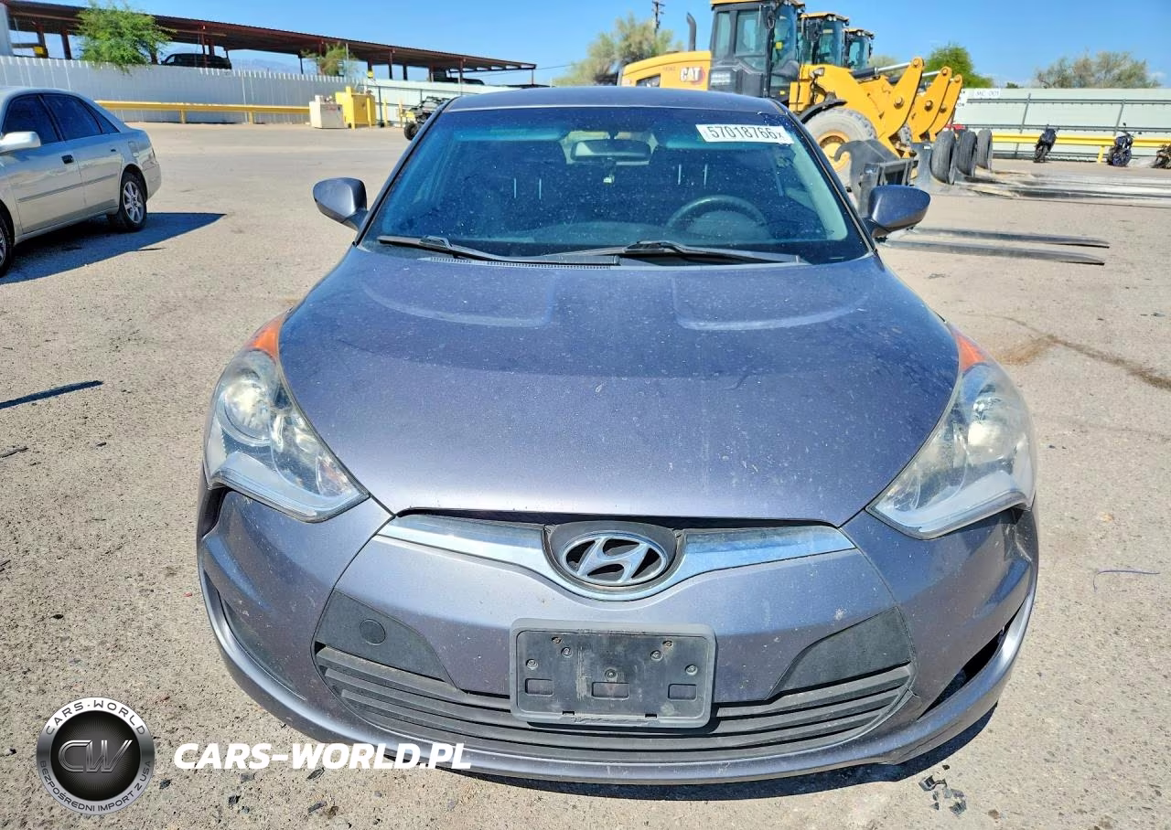 2016 Hyundai Veloster Base VIN:KMHTC6AD9GU282811 - 5