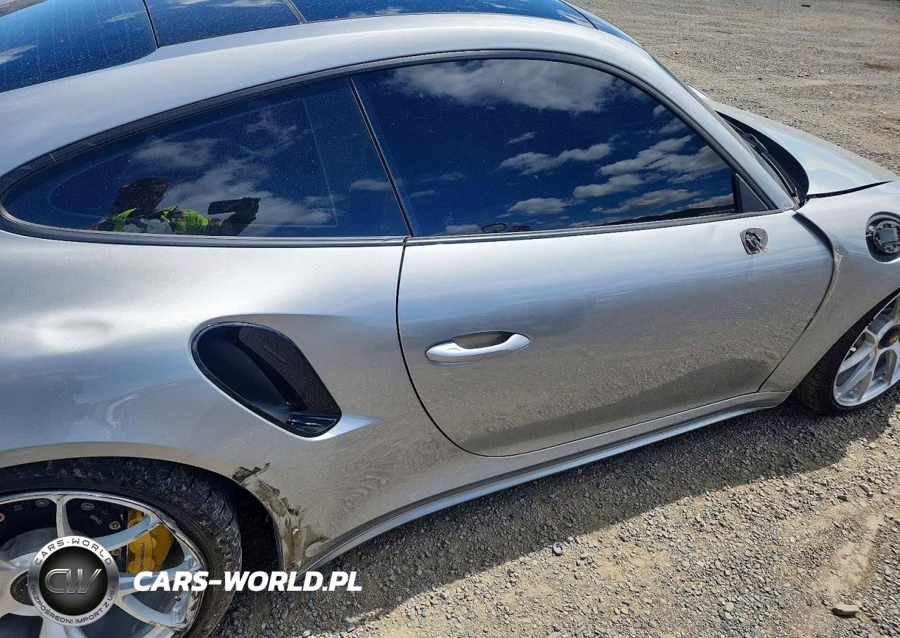 2017 Porsche 911 Turbo VIN:WP0AD2A99HS166860 - 10