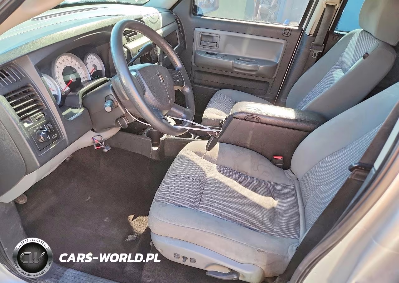 2008 Dodge Dakota Quad Slt VIN:1D7HW48N88S560573 - 7