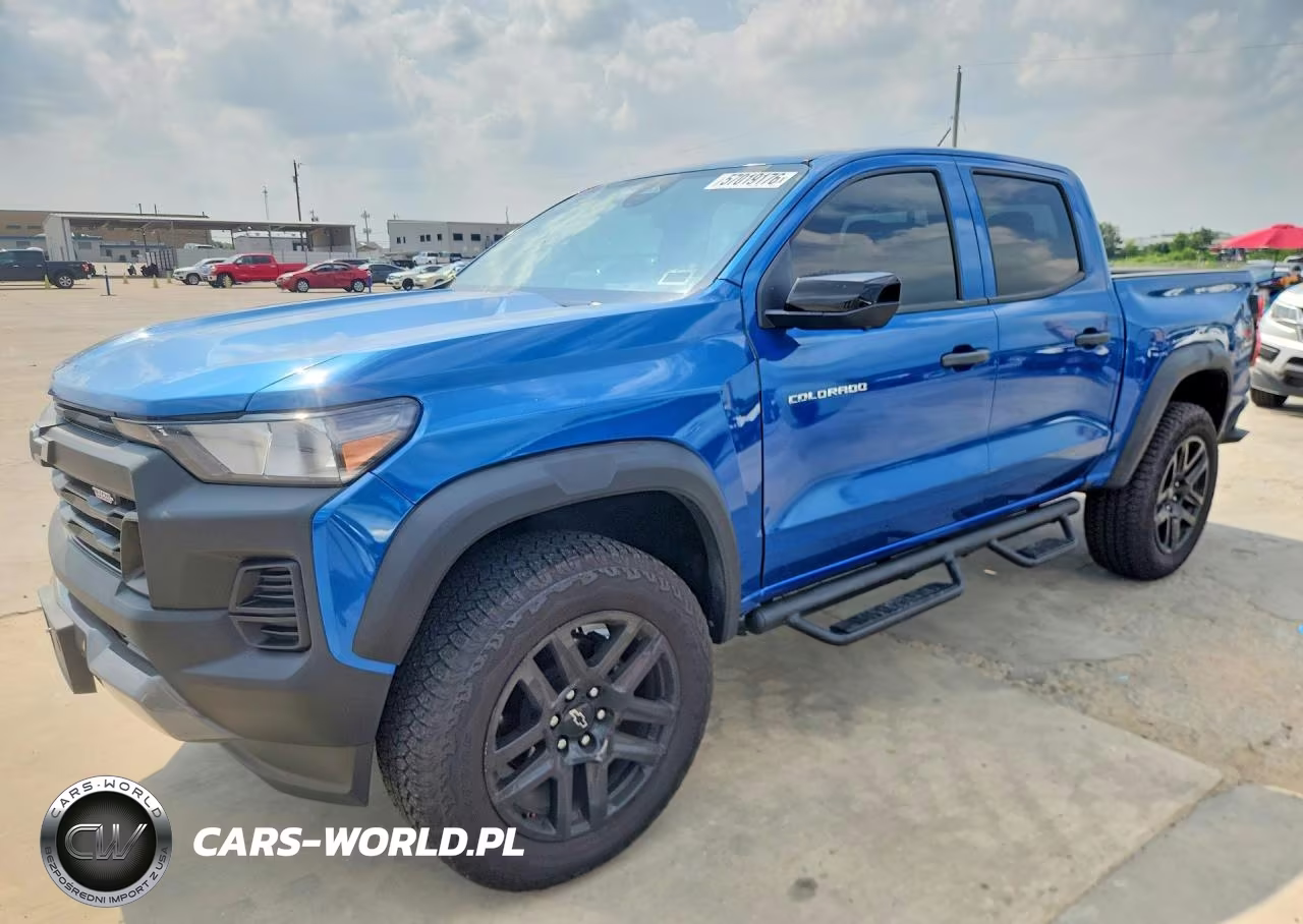 2023 Chevrolet Colorado Trail Boss – zdjęcie 1 z 12