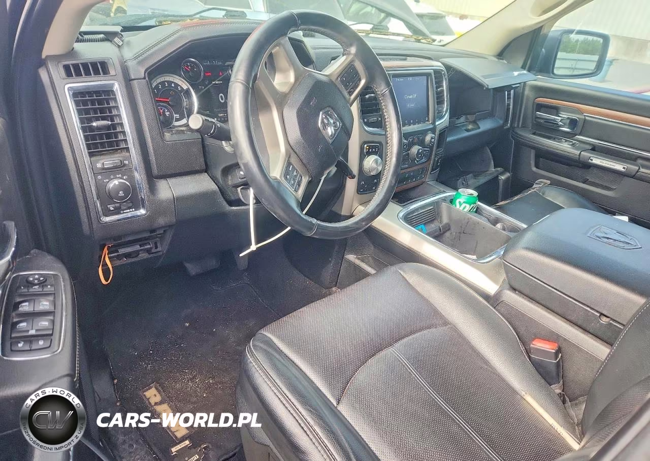 2018 Ram 1500 Laramie VIN:1C6RR7NM1JS258297 - 8