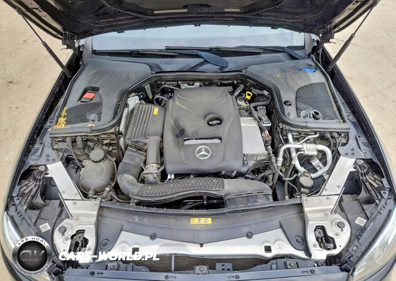 2018 Mercedes-Benz E 300 4Matic VIN:WDDZF4KB8JA379312 - 11