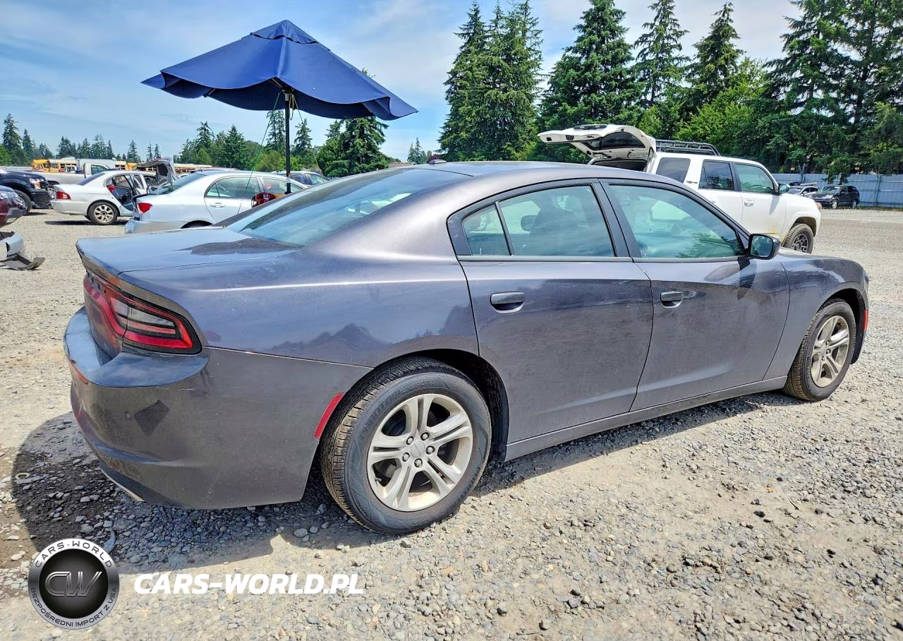 2019 Dodge Charger Sxt VIN:2C3CDXBG0KH753311 - 3