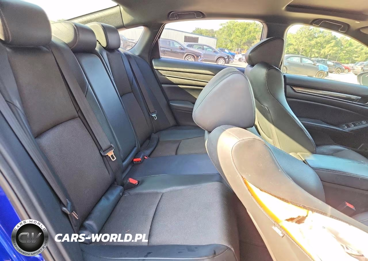 2018 Honda Accord Sport VIN:1HGCV2F32JA012711 - 10