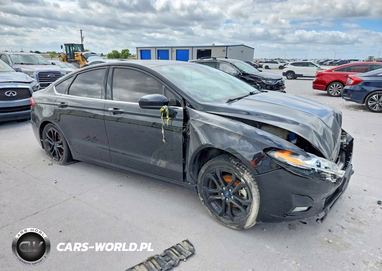 2020 Ford Fusion Se VIN:3FA6P0HD1LR148102 - 4