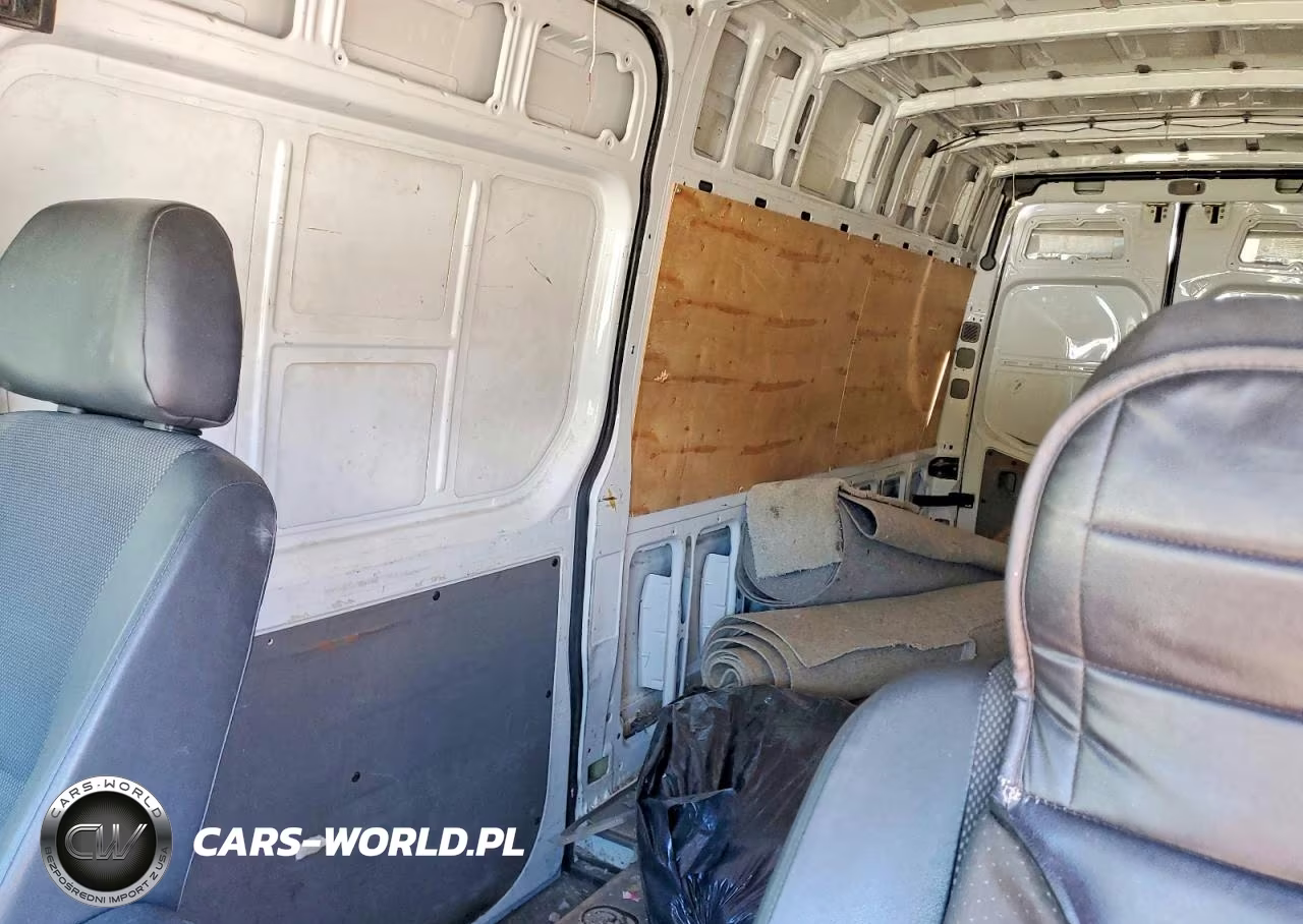 2014 Mercedes Benz Sprinter 2500 Delivery Van VIN:WD3PE8DC7E5861621 - 10