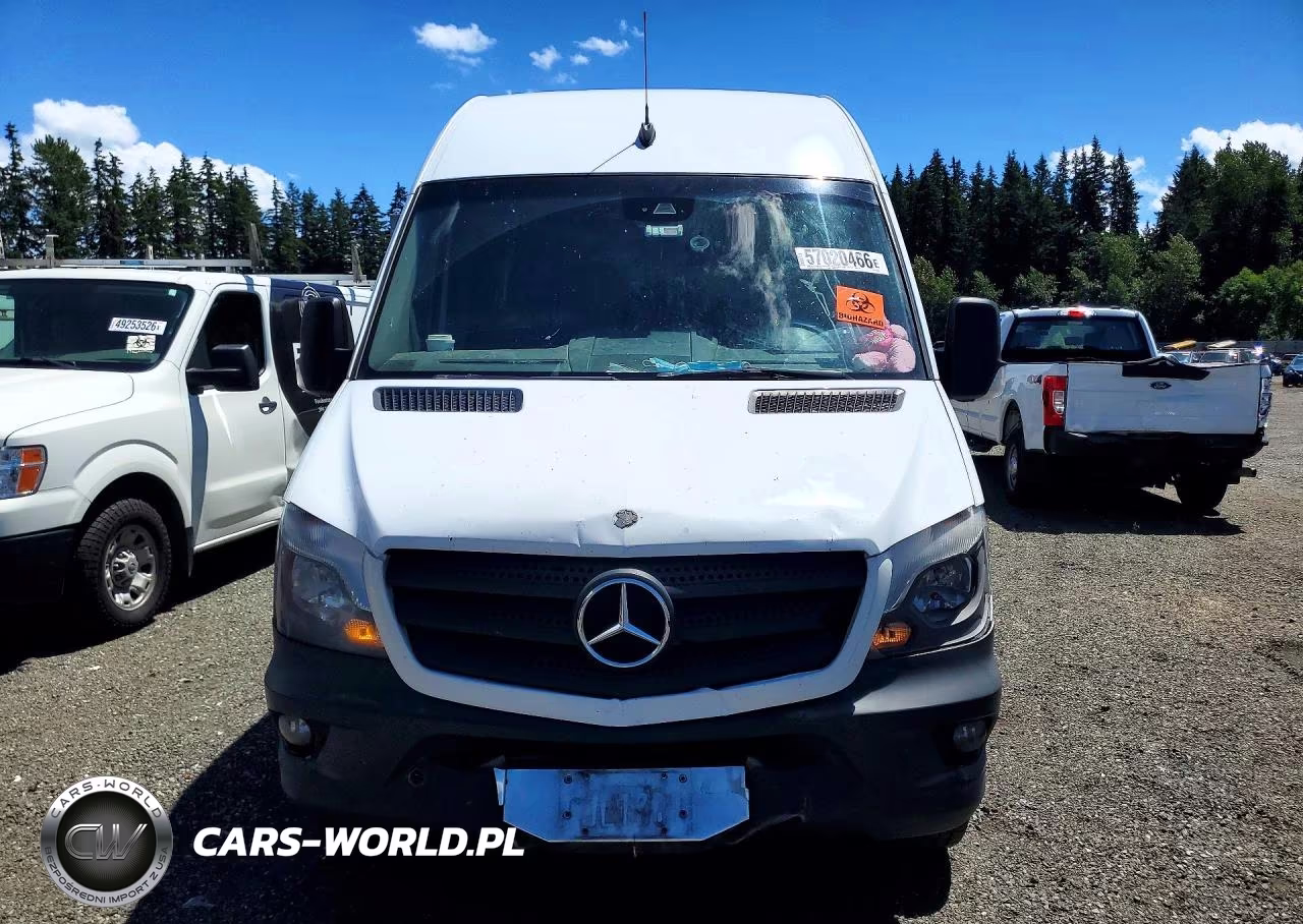 2014 Mercedes Benz Sprinter 2500 Delivery Van VIN:WD3PE8DC7E5861621 - 5