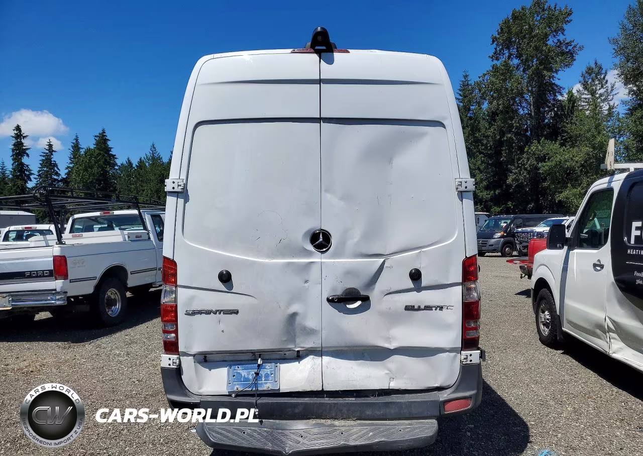 2014 Mercedes Benz Sprinter 2500 Delivery Van VIN:WD3PE8DC7E5861621 - 6