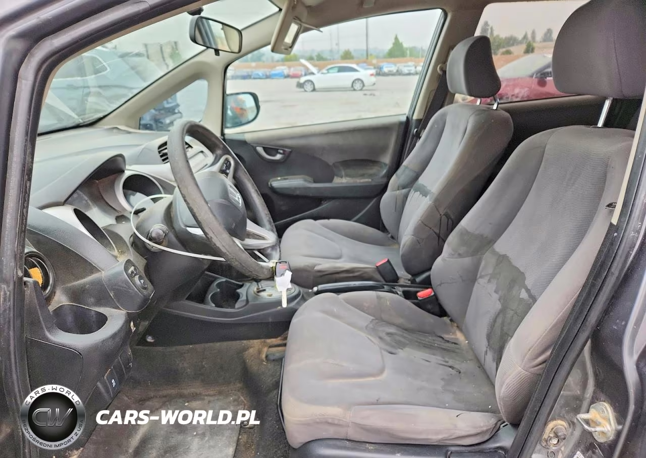 2013 Honda Fit VIN:JHMGE8H36DC056637 - 7