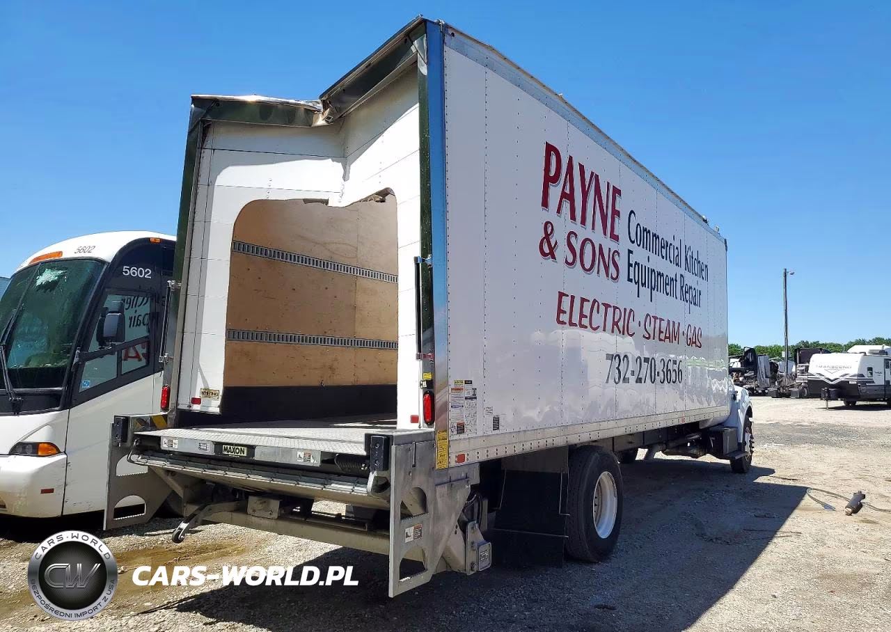 2018 Ford F750 Super Duty Box Truck VIN:1FDNF7DC4JDF04882 - 4
