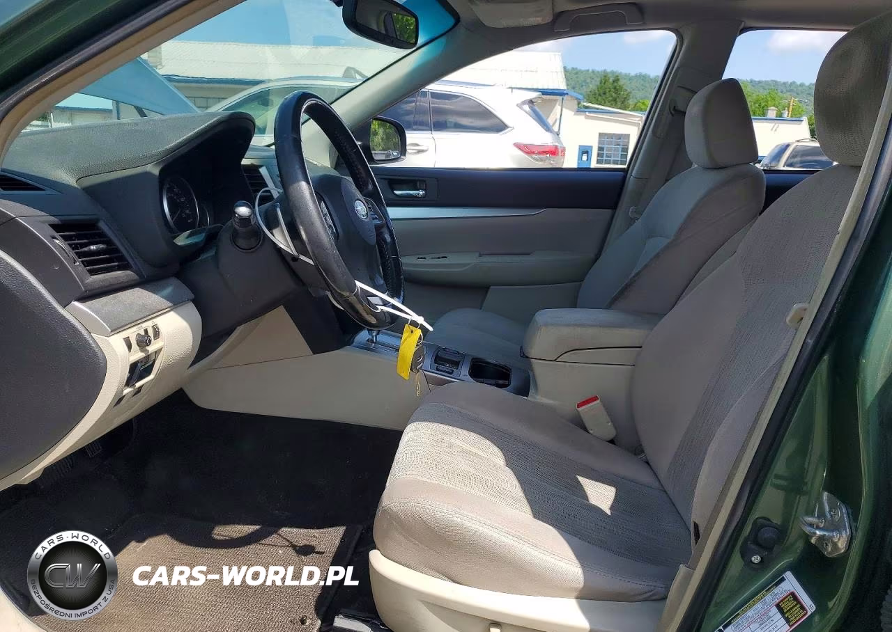 2014 Subaru Outback 2.5I Premium VIN:4S4BRBDC8E3209762 - 7