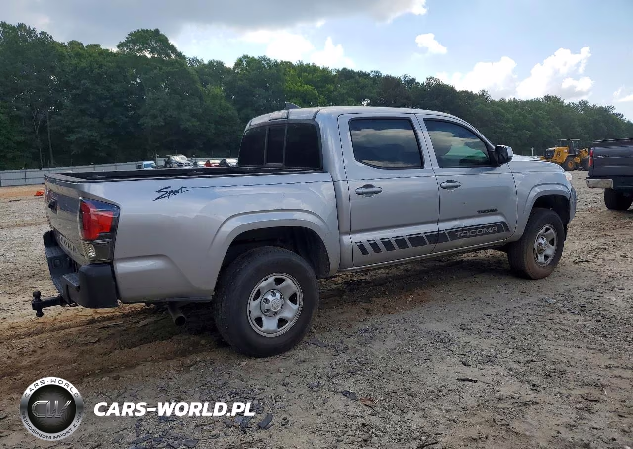 2018 Toyota Tacoma Sr VIN:5TFAX5GN9JX117776 - 3