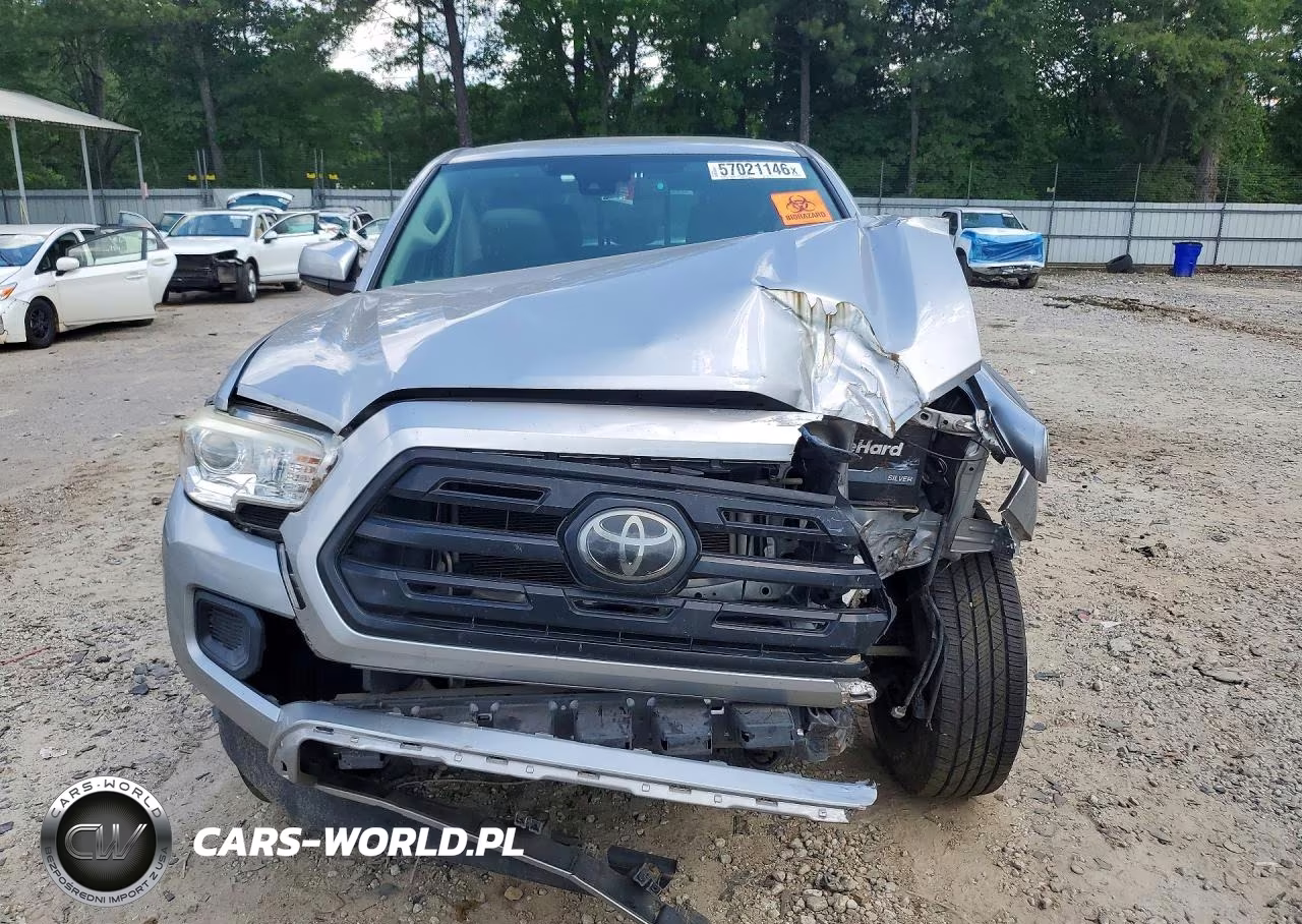 2018 Toyota Tacoma Sr VIN:5TFAX5GN9JX117776 - 5