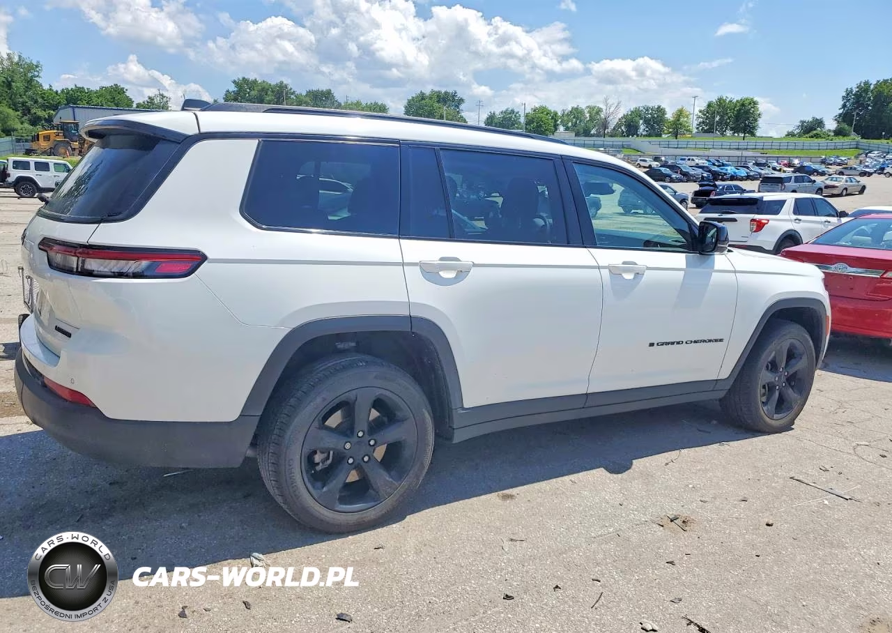 2023 Jeep Grand Cherokee L Limited VIN:1C4RJKBG7P8845658 - 3