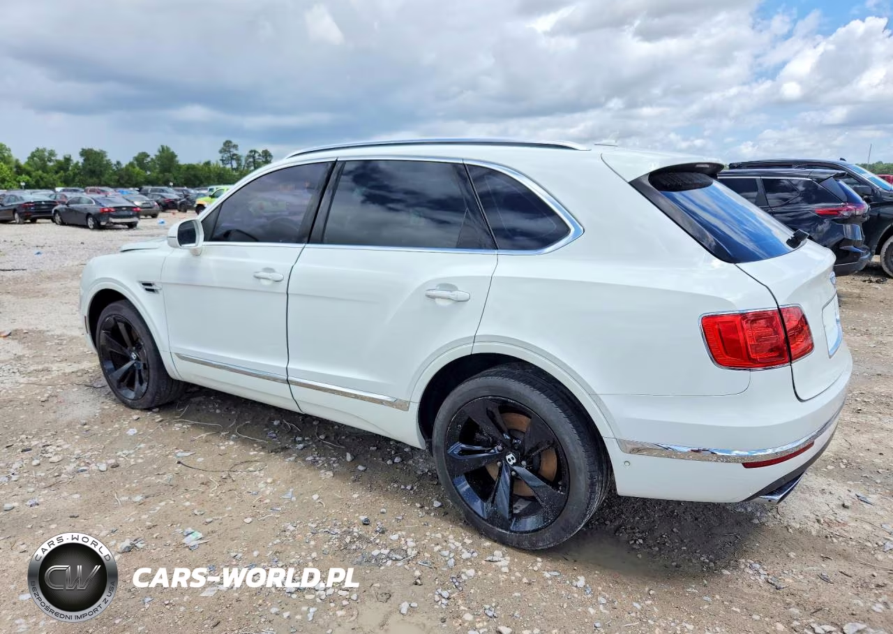 2018 Bentley Bentayga Activity Edition-Black Edition-Mulliner-Onyx Edition-W12 VIN:SJAAC2ZV0JC018473 - 2