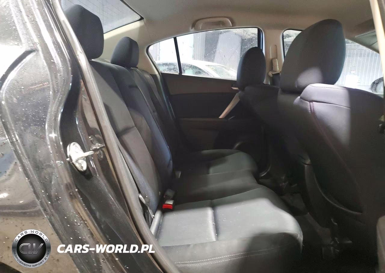 2011 Mazda 3 S VIN:JM1BL1U5XB1379629 - 10