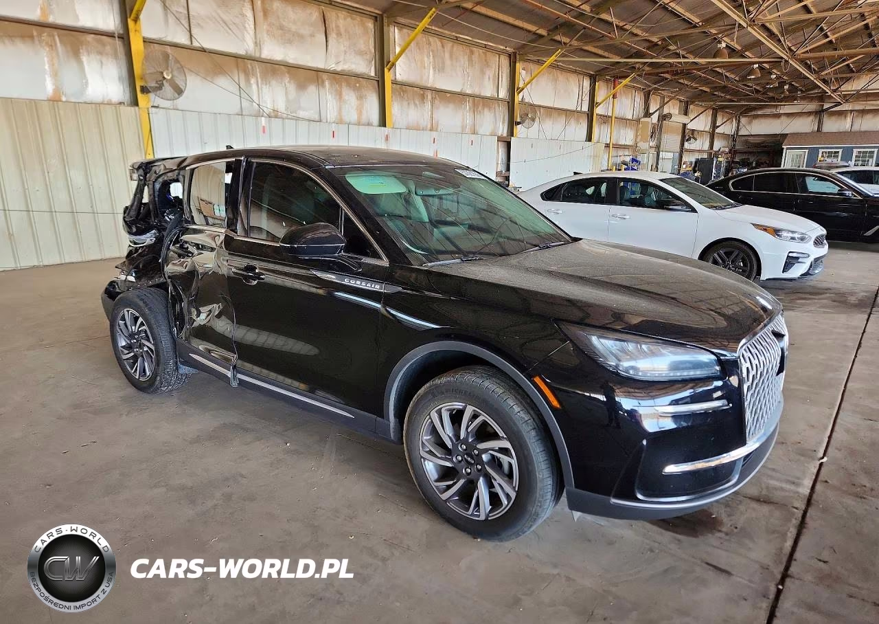 2023 Lincoln Corsair VIN:5LMCJ1CA3PUL16363 - 4