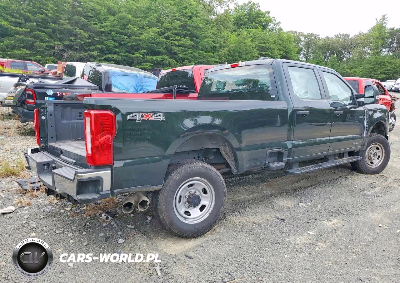 2025 Ford F350 Super Duty VIN:1FT8W3BTXSEC64312 - 3