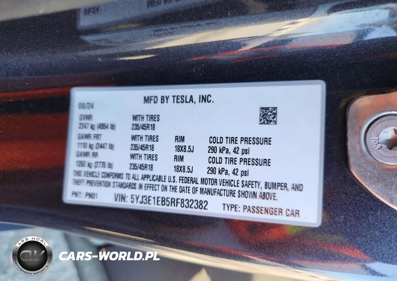2024 Tesla Model 3 VIN:5YJ3E1EB5RF832382 - 12