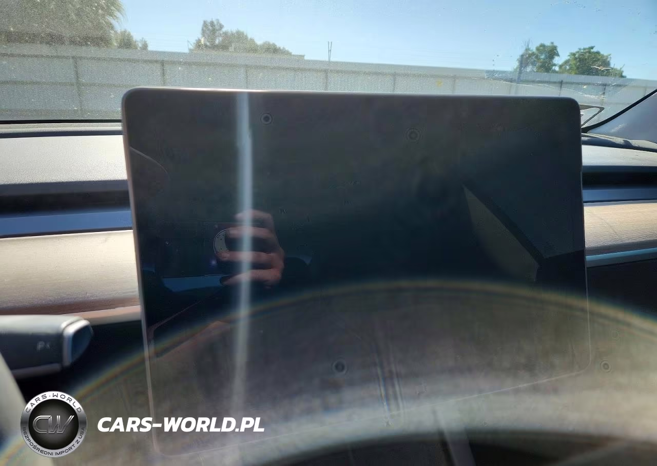 2023 Tesla Model 3 VIN:5YJ3E1EA6PF583983 - 9