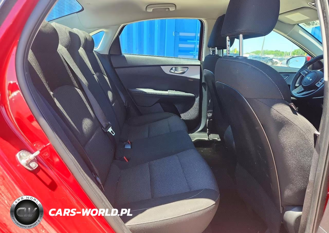 2024 Kia Forte Lxs VIN:3KPF24AD1RE807080 - 10