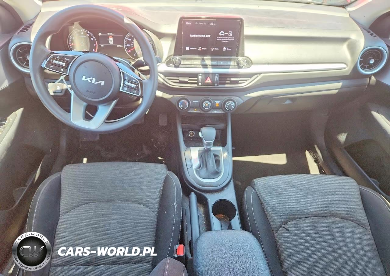 2024 Kia Forte Lxs VIN:3KPF24AD1RE807080 - 8