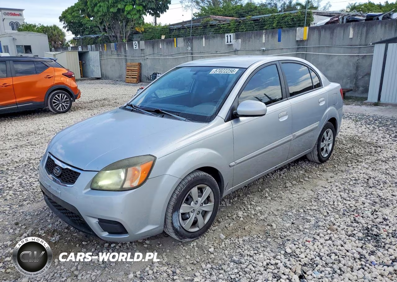 2010 Kia Rio Base
