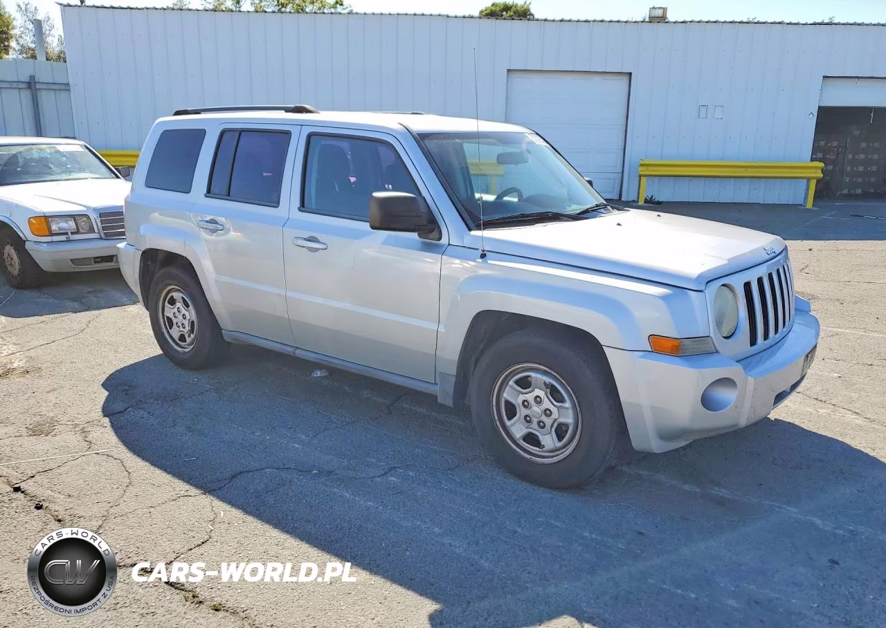 2010 Jeep Patriot Sport VIN:1J4NT2GB8AD660050 - 4