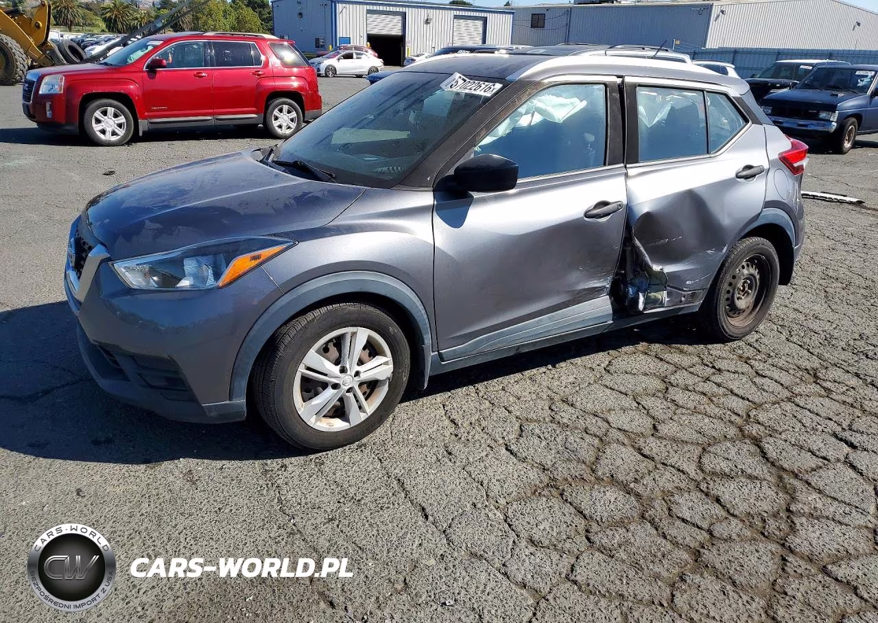2019 Nissan Kicks S