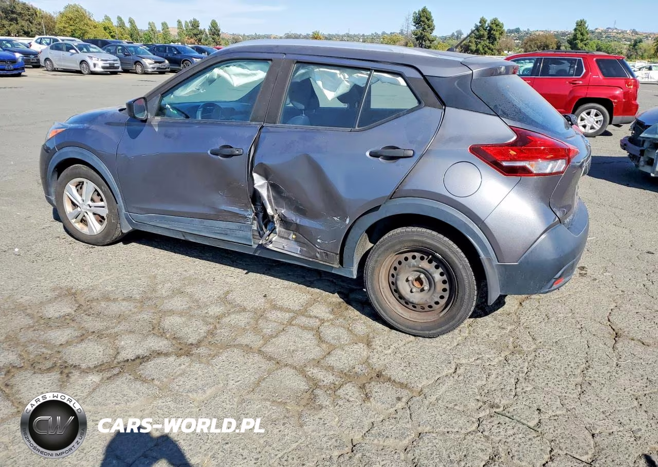 2019 Nissan Kicks S VIN:3N1CP5CU7KL471074 - 2