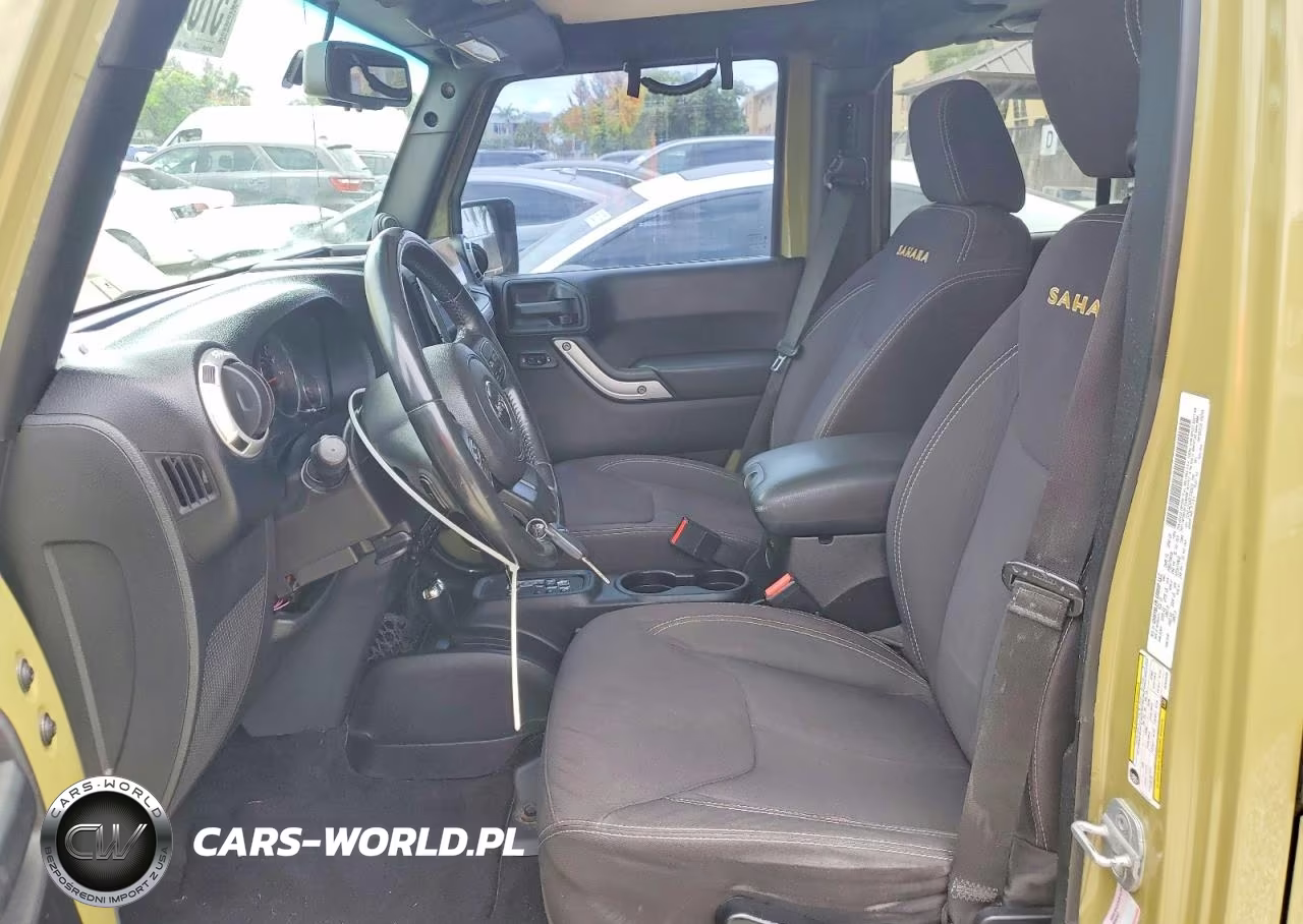 2013 Jeep Wrangler Unlimited Sahara VIN:1C4BJWEG4DL532628 - 7