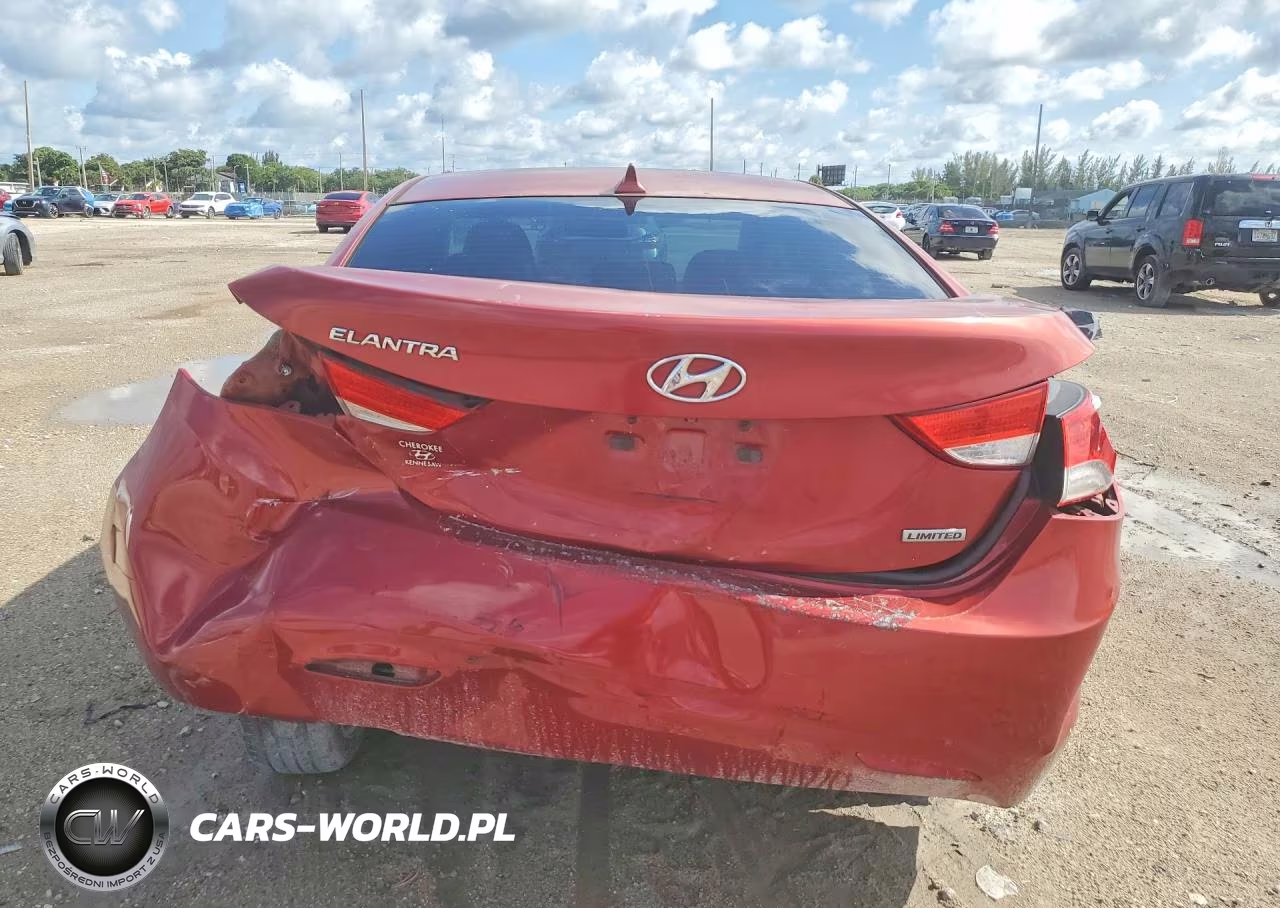 2013 Hyundai Elantra Limited VIN:KMHDH4AE4DU507330 - 6