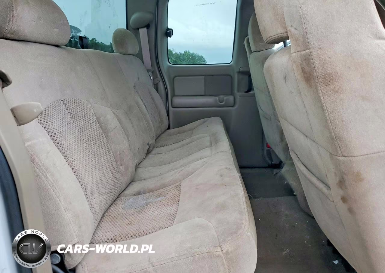 2001 Chevrolet Silverado C1500 VIN:2GCEC19V311182400 - 10
