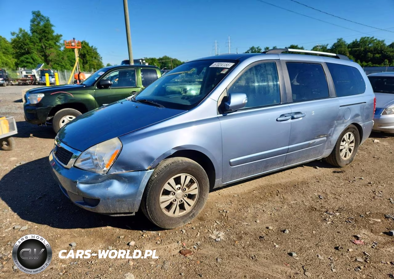 2012 Kia Sedona Lx