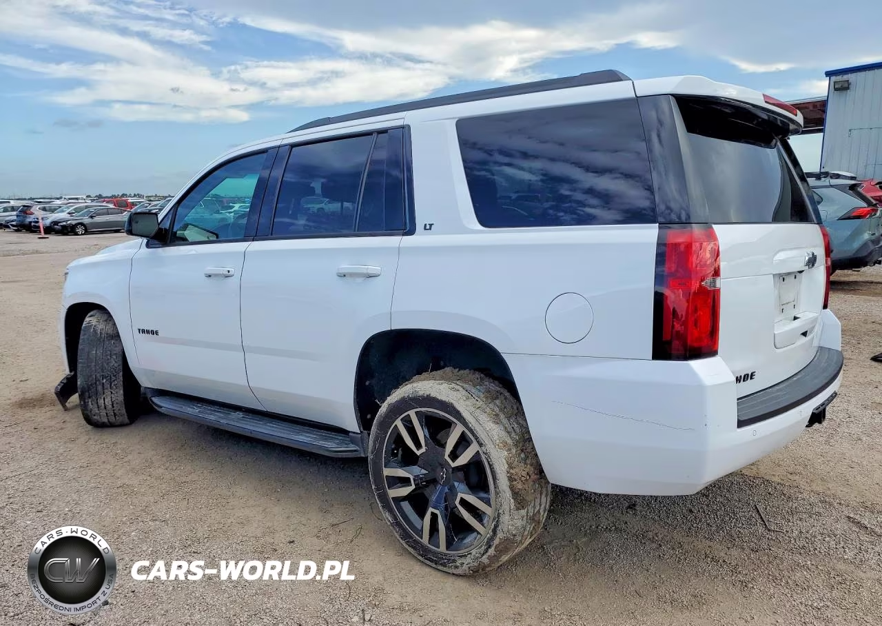 2018 Chevrolet Tahoe C1500 Lt VIN:1GNSCBKC2JR365769 - 2