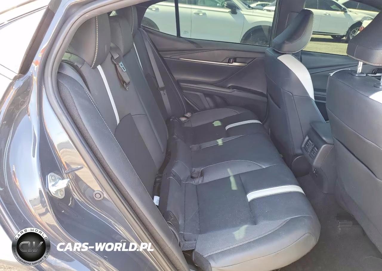 2025 Toyota Camry Se VIN:4T1DAACK0SU513273 - 10