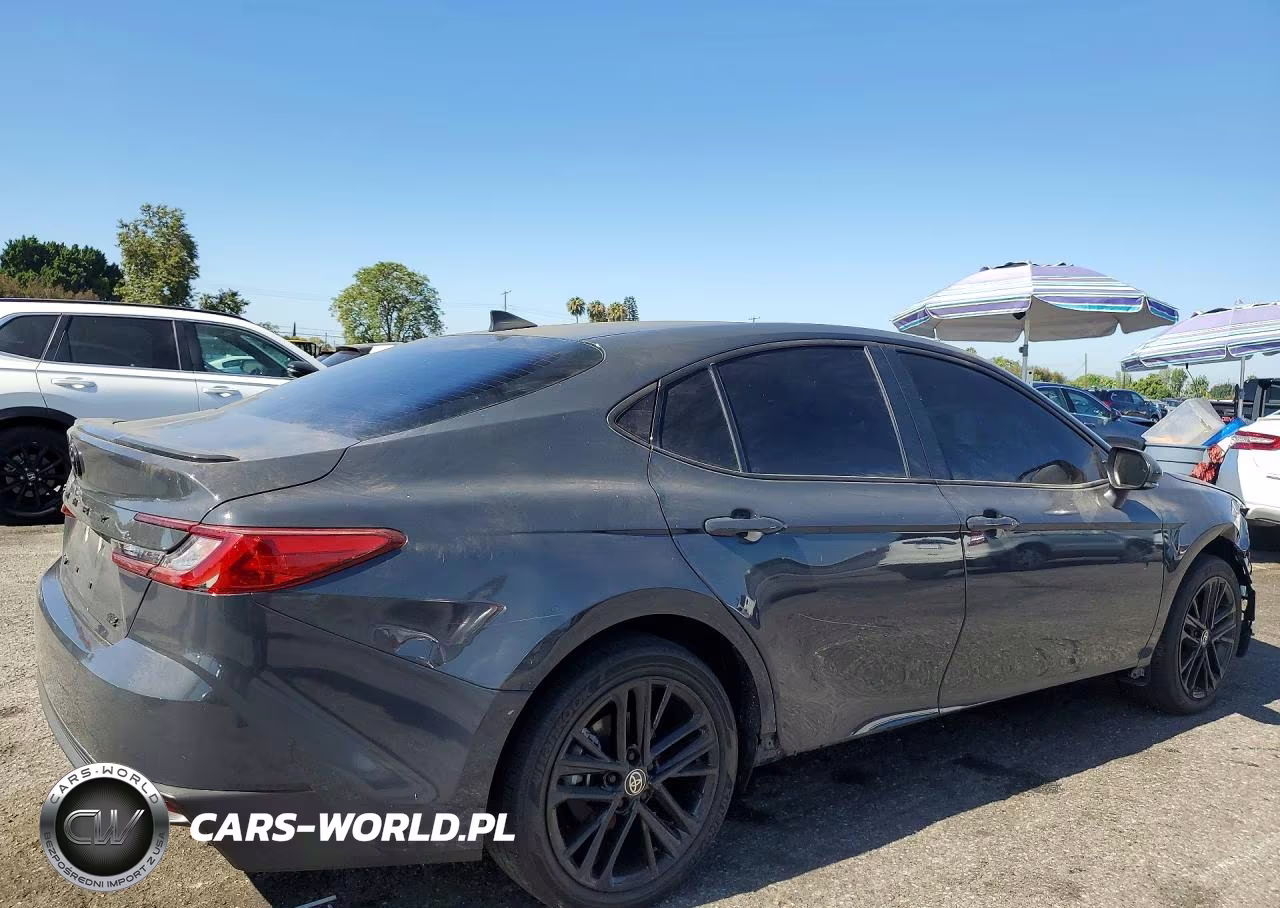 2025 Toyota Camry Se VIN:4T1DAACK0SU513273 - 3