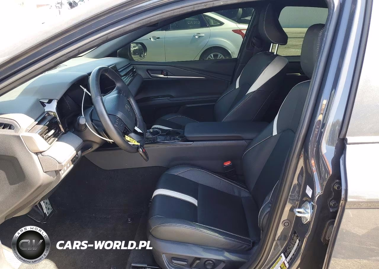 2025 Toyota Camry Se VIN:4T1DAACK0SU513273 - 7