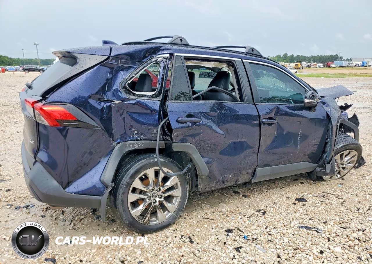 2020 Toyota Rav4 Xle Premium VIN:2T3C1RFV3LW098958 - 3