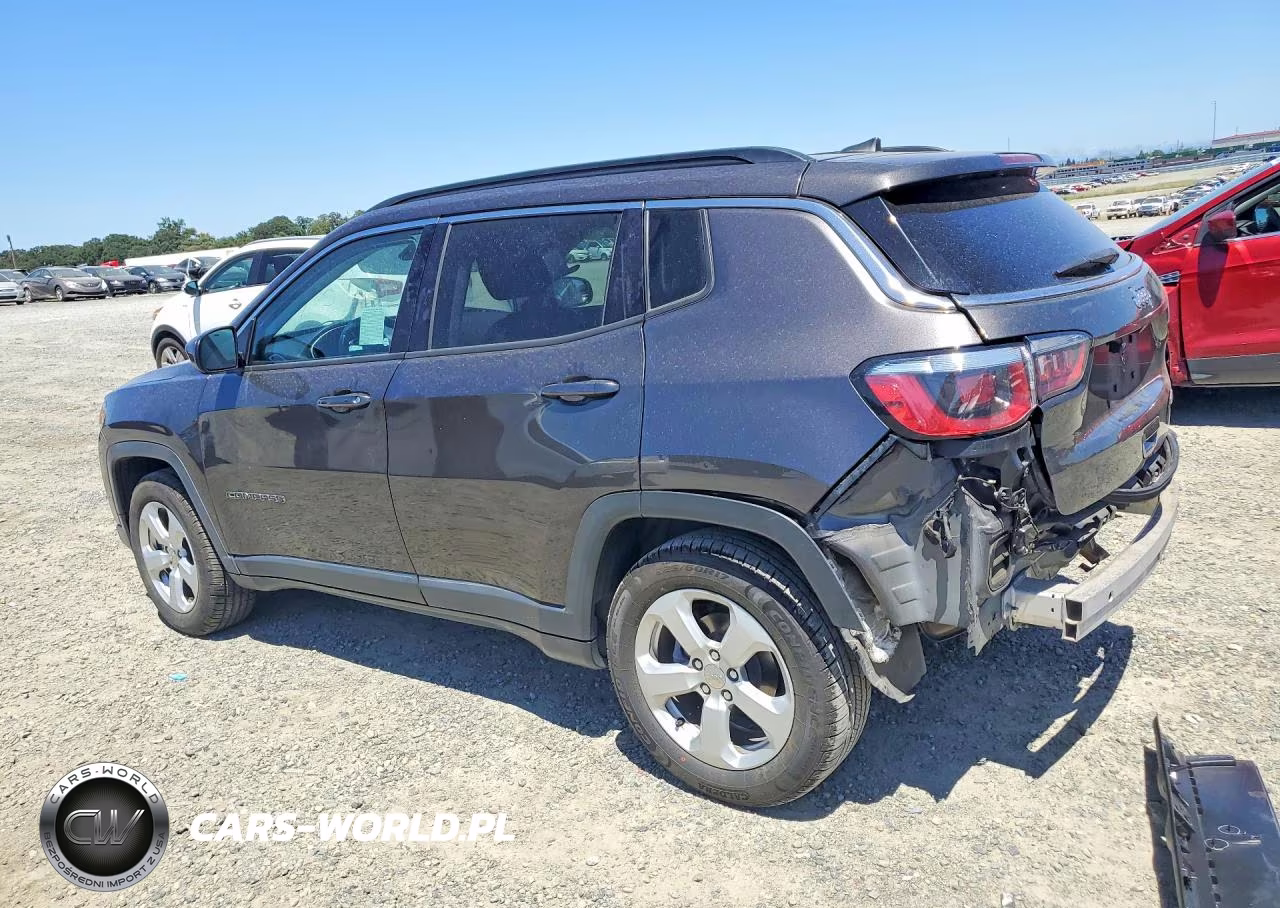 2018 Jeep Compass Latitude VIN:3C4NJCBB6JT466555 - 2