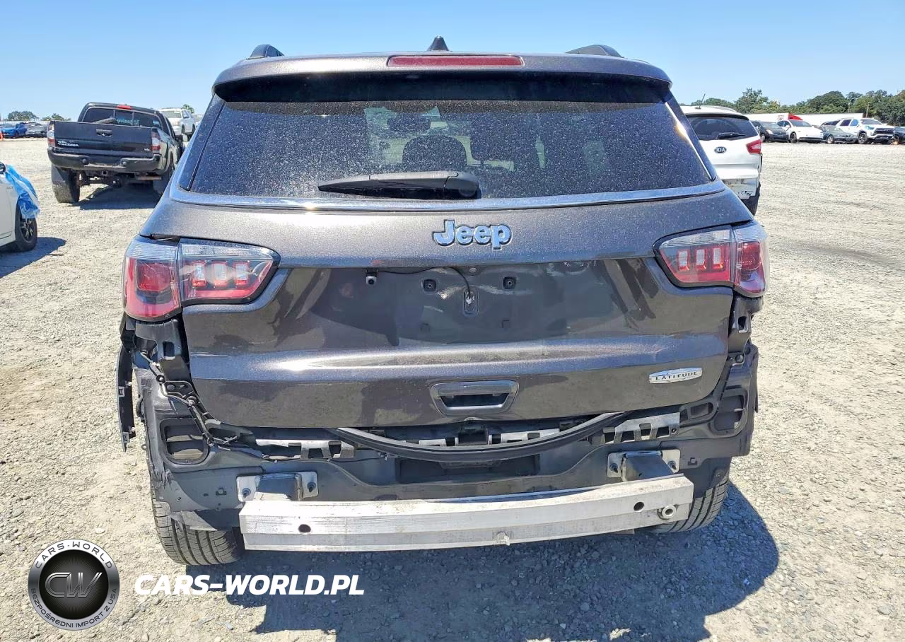 2018 Jeep Compass Latitude VIN:3C4NJCBB6JT466555 - 6