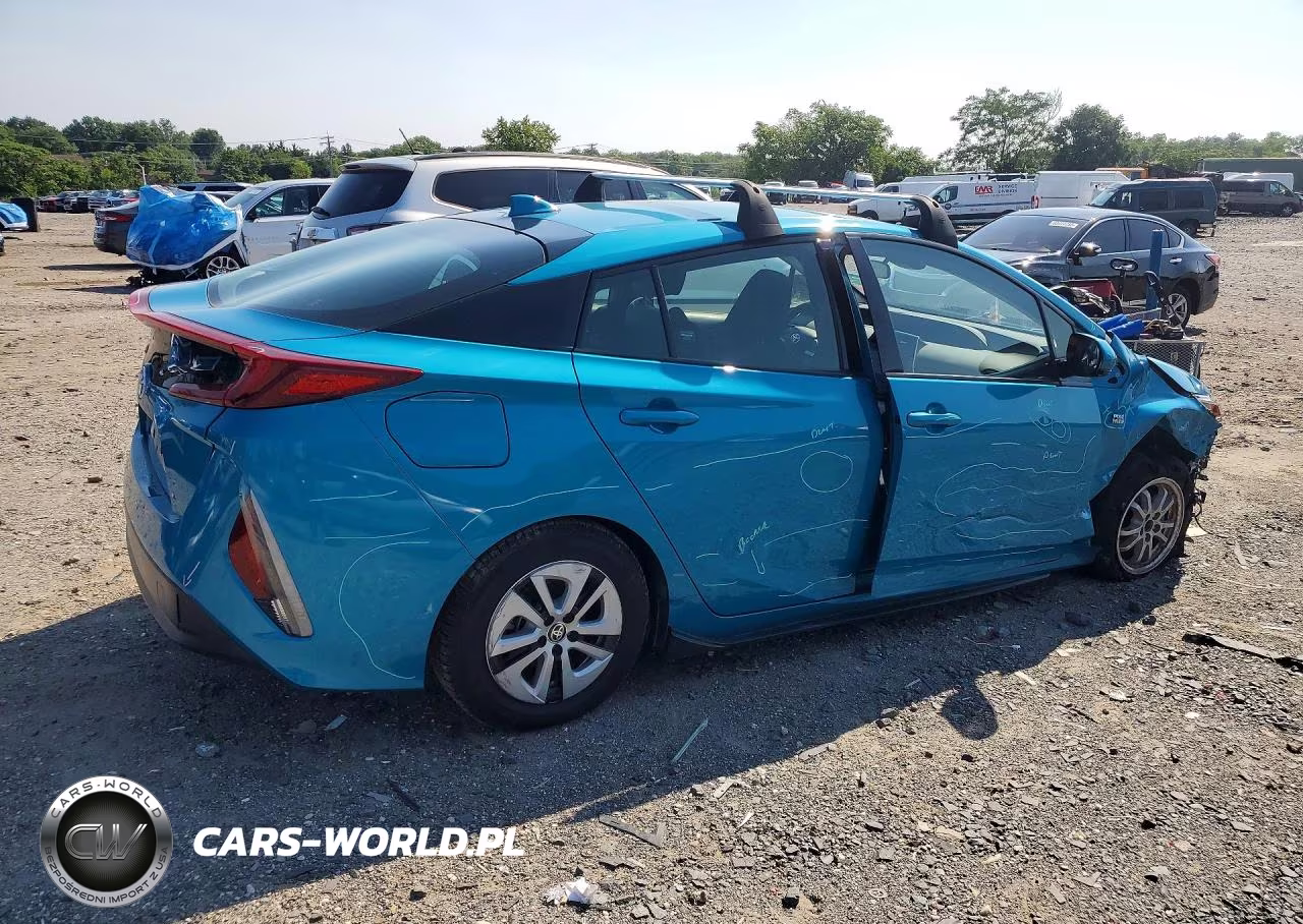 2017 Toyota Prius Prime Plus VIN:JTDKARFP6H3045498 - 3