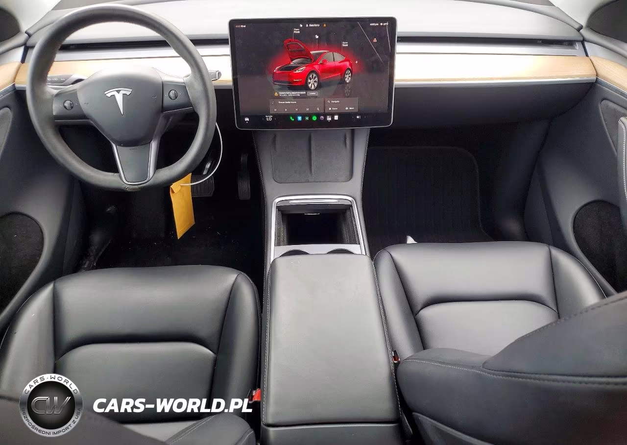 2024 Tesla Model Y VIN:7SAYGDEE0RA233661 - 8