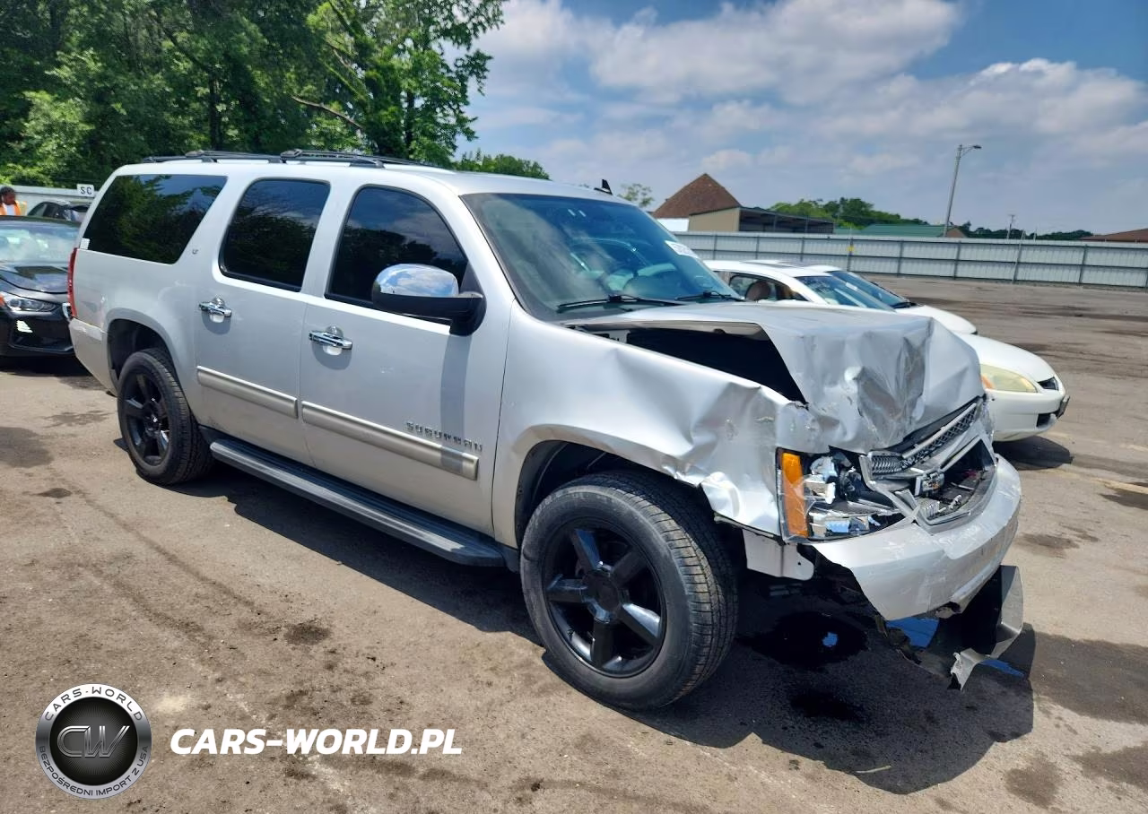 2011 Chevrolet Suburban K1500 Lt VIN:1GNSKJE33BR312718 - 4