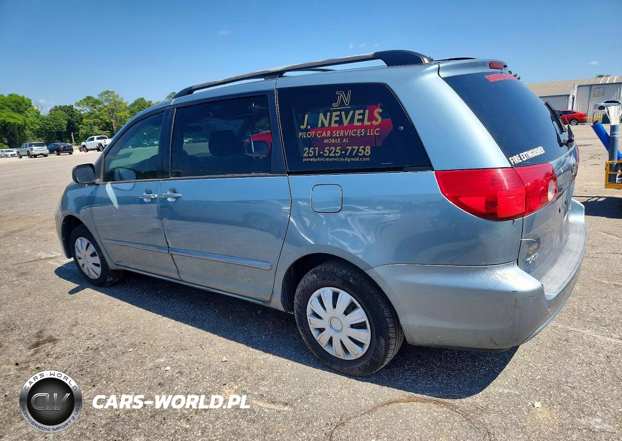 2008 Toyota Sienna Le 7-Passenger VIN:5TDZK23C98S209572 - 2