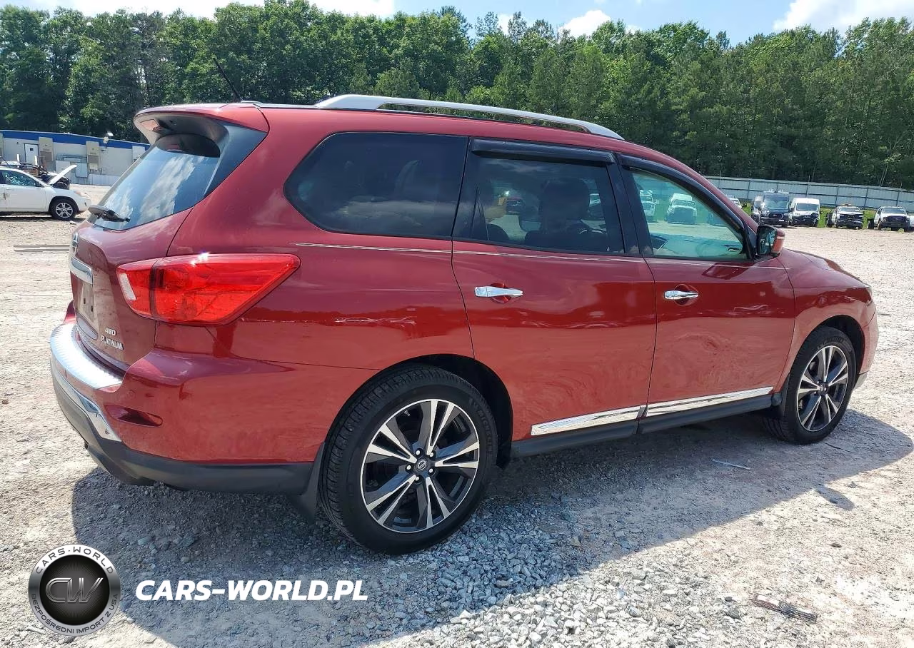 2017 Nissan Pathfinder Platinum VIN:5N1DR2MM3HC601005 - 3